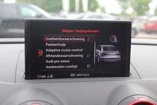 Audi RS3 Audi RS3 Limousine 2.5 TFSI quattro / Full option! / Panoramadak / Camera / RS Seats / 19'' / Matrix LED / Virtual Cockpit / B&O / DAB / Audi Magnetic Ride / Navigatie / Stoelverwarming / ACC - afbeelding nr 26