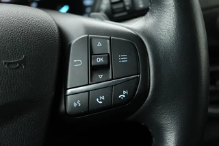 Ford Focus Ford Focus 1.0 EcoBoost Titanium | Stoel & stuurverwarming |  Trekhaak | Adaptive cruise | B&O Sound | Full LED | Camera | Side Assist | Carplay | Navigatie | Keyless - afbeelding nr 15