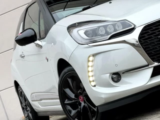 Citroën DS3 Ds 3 1.2 VTi Performance Line/ Navi/ Carplay/ Camera/ LED - afbeelding nr 15