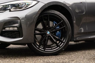 BMW 3 Serie BMW 3-serie Touring 330e xDrive M SPORT PANO LASER - afbeelding nr 5