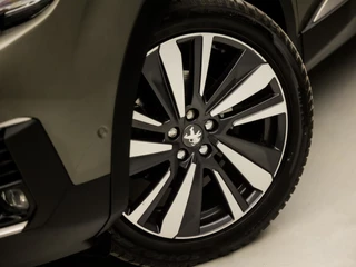 Peugeot 5008 (APPLE CARPLAY, GROOT NAVI, KEYLESS, 360 CAMERA, LEDER, SPORTSTOELEN, GETINT GLAS, TREKHAAK, ELEK ACHTERKLEP, NIEUWE APK, NIEUWSTAAT) - afbeelding nr 17