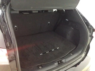 Ford Kuga Ford Kuga 2.5 PHEV Vignale 225pk | Driver Assistance Pack | Wegklapbare Trekhaak | Technology Pack | Winterpack | 20 Inch Lichtmetalen Velgen | Verlengde Fabrieksgarantie tot 06-2028 - afbeelding nr 4