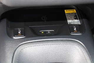 Toyota Corolla Touring Sports Toyota Corolla Touring Sports 2.0 Hybrid Business GR-Sport - afbeelding nr 18