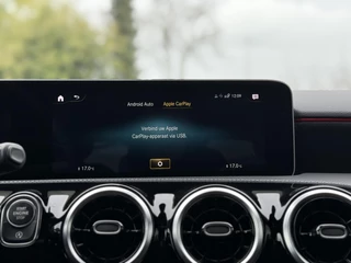 Mercedes-Benz A-Klasse Mercedes-Benz A-klasse 200 AMG | Navi | Camera | Apple Carplay | - afbeelding nr 26