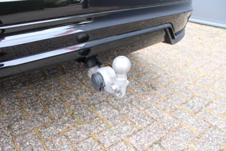Volvo XC60 Volvo XC60 2.0 T8 Plug-in hybrid AWD Plus Dark | Luchtvering | 360 | H&K | Trekhaak - afbeelding nr 53