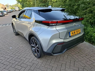 Toyota C-HR Toyota C-HR 2.0 PHEV 220 First parkeersensoren voor en achter - afbeelding nr 8