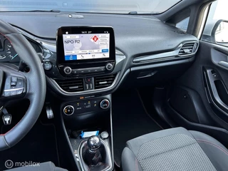 Ford Fiesta Ford Fiesta 1.0 EcoBoost ST-Line B&O Carplay Cruise PDC 17