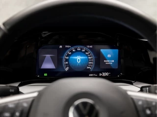 Volkswagen Golf Volkswagen Golf 1.0 TSI Sport (APPLE CARPLAY, CLIMATE, LED KOPLAMPEN, SPORTSTOELEN, LM VELGEN, LANE ASSIST, NIEUWSTAAT) - afbeelding nr 20