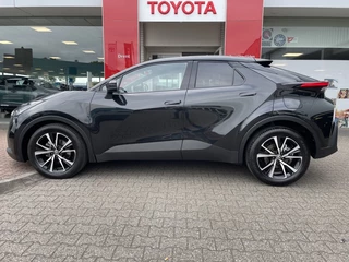 Toyota C-HR Toyota C-HR 1.8 Hybrid 140 Dynamic | Sensoren v/a | Navi | Blindspot - afbeelding nr 4