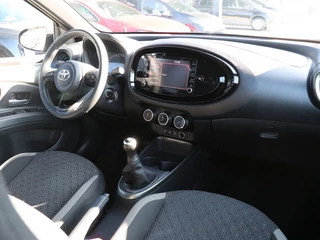 Toyota Aygo Toyota Aygo X 1.0 VVT-i MT Pulse I ACC I DAB I Apple/Android Auto I Stoelverwa - afbeelding nr 3