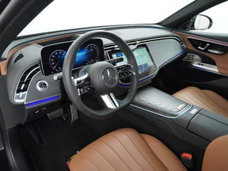 Mercedes-Benz E-Klasse Mercedes-Benz E-Klasse 300e AMG // Burmester 4D // Panoramadak // Headup // Distronic // Leder // Memory // 360 Camera // Stoelventilatie // Keyless - afbeelding nr 11