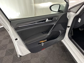 Volkswagen Golf Aut. *FULL-LED | NAVI-FULLMAP | SPORT-SEATS | DAB+  | TOWBAR | ECC | SHIFT-PADDLES | PARKPILOT | CRUISE | 18''ALU* - afbeelding nr 21