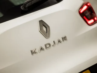Renault Kadjar Automaat (PANORAMADAK, NAVIGATIE, VIRTUAL COCKPIT, LEDEREN SPORTSTOELEN, STOELVERWARMING, CAMERA, KEYLESS, BOSE AUDIO, LED KOPLAMPEN, NIEUWE APK, NIEUWSTAAT) - afbeelding nr 29