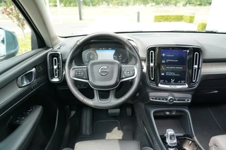 Volvo XC40 Volvo XC40 1.5 T5 Recharge Inscription - Dealer onderhouden - Panoramisch schuif/kanteldak - Stoel en stuurwielverwarming - Harman Kardon - Elektrisch verstelbare stoelen - Adaptieve cruise control i.c.m. BLIS - 360 graden camera - - afbeelding nr 7