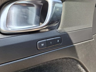 Volvo XC40 Volvo XC40 1.5 T5 Recharge Inscription | Panoramisch Schuif/Kanteldak | Trekhaak | Elektrisch verstelbare bestuurdersstoel | - afbeelding nr 6