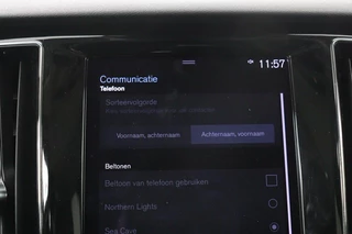 Volvo V60 Volvo V60 2.0 T6 Recharge AWD Business Pro | Panoramadak |  Head-Up | Leder | 360 camera | Stoel & stuurverwarming | Harman/Kardon | Keyless | Full LED | Carplay | Navigatie - afbeelding nr 30