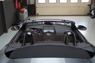 Jaguar F-Type Jaguar F-Type P300, 2.0T R-Dynamic like new (2019) - afbeelding nr 8