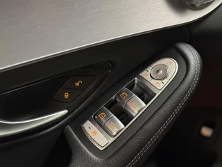Mercedes-Benz C-Klasse Mercedes-Benz C-klasse 300 de Premium Plus Pack AMG Night | Pano | Keyless | Multibeam | Stoelverwarming - afbeelding nr 16