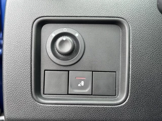Dacia Duster Dacia DUSTER 1.3 TCe Extreme Automaat Camera Navigatie Carplay Clima Cruise Leder - afbeelding nr 37