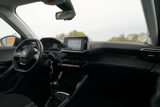 Peugeot 2008 Peugeot 2008 1.2 PureTech Active Pack - Gris Platinium - Carplay/Nav/Cruise - afbeelding nr 17