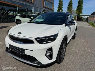 Kia Stonic Kia Stonic 1.0 T MHEV GT Line Automaat  GT Line meest luxe uitvoering Full option , lage km stand , auto is als nieuwe , 7 jaar fabrieks garantie - afbeelding nr 10