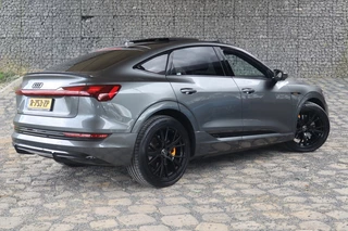 Audi e-tron Audi e-tron Sportback 55 quattro S Line | Geen import | Schuifdak | B&O | Camera | Com - afbeelding nr 10