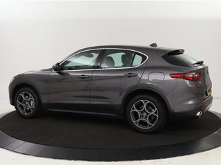 Alfa Romeo Stelvio Alfa Romeo Stelvio 2.0 T Q4 Super | Camera | Sportstoelen | Xenon |  Navigatie | Elektrische achterklep | Cruise control - afbeelding nr 2