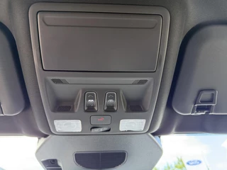 Ford Kuga Ford Kuga 2.5 PHEV ST-Line X 243pk | Driver Assistance pack | Matrix LED | Black Package | Wegklapbare Trekhaak | Panoramadak | Winterpack | 2.100kg Trekgewicht - afbeelding nr 40