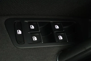 Volkswagen Golf Volkswagen Golf 2.0 TSI GTI | Stoelverwarming | Adaptive cruise |  Full LED | Carplay | Navigatie | 19'' | Sportstoelen | PDC | Bluetooth - afbeelding nr 26