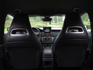 Mercedes-Benz CLA Mercedes-Benz CLA Shooting Brake 180 automaat / 45 AMG Ed. 1 / OrangeArt / LED - afbeelding nr 12