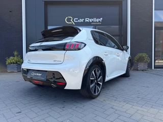Peugeot 208 Peugeot 208 1.2 PureTech GT-LINE | SFEERVERLICHTING | 360 CAMERA | APPLE CARPLAY | AUTOMAAT - afbeelding nr 2