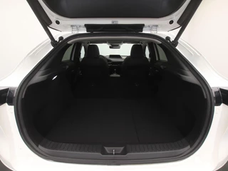 Mazda CX-30 Mazda CX-30 2.0 e-SkyActiv-X Luxury automaat met Sunroof : dealer onderhouden - afbeelding nr 19