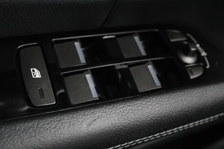 Land Rover Range Rover Evoque Land Rover Range Rover Evoque 2.0 TD4 SE | 2e eigenaar | Panoramadak | Leder |  Stoelverwarming | 360 camera | Full LED | Carplay | Meridian Sound | Memory | Stuurverwarming | Keyless - afbeelding nr 33
