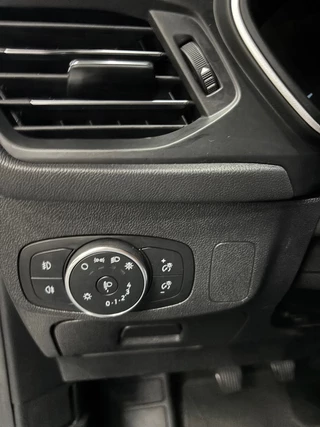 Ford Focus Ford Focus Wagon 1.0 EcoBoost Trend Edition Business Navi | Airco | Cruise | PDC | Trekhaak - afbeelding nr 25