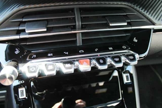 Peugeot 208 Peugeot 208 1.2 PureTech GT Automaat | Pano |stoelverw | Keyless - afbeelding nr 18