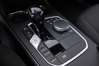 BMW 1 Serie BMW 1 Serie 116 i Executive Edition Automaat | Full LED | CARPLAY | ECC | CAMERA - afbeelding nr 10