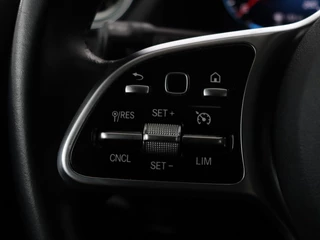 Mercedes-Benz B-Klasse Mercedes-Benz B-klasse 180 Business Solution Luxury | Leder | Trekhaak |  Stoelverwarming | Camera | Navigatie | Full LED | Park Assist | Sfeerverlichting | Widescreen - afbeelding nr 16