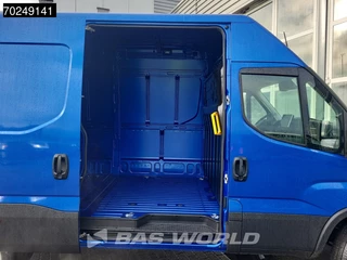 Iveco Daily Iveco Daily 35C21 2025 model! 210PK Automaat Dubbellucht L2H2 LED ACC 3.5t trekhaak Navi L2H2 12m3 Airco Trekhaak - afbeelding nr 7