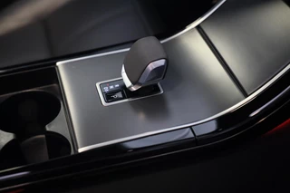 Land Rover Range Rover Velar Land Rover Range Rover Velar 2.0 P400e AWD Dynamic SE PHEV / New Model / Acc / Lane Assist / Dode Hoek / Leder / Open Panoramadak - afbeelding nr 21