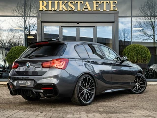 BMW 1 Serie BMW 1-serie M140i xDrive High Executive|H&K|REMUS|19'' - afbeelding nr 5