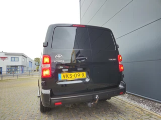 Toyota ProAce Toyota ProAce Worker 2.0 D-4D Navi Climate DC 6-pers Marge - afbeelding nr 31