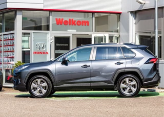 Toyota RAV4 Trekhaak, Dodenhoek detectie, Navigatie , All-in Rijklaarprijs - afbeelding nr 2