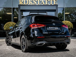 Mercedes-Benz A-Klasse Mercedes A-klasse a250e AMG|PANO|18''|CAMERA|ACC|SFEERV. - afbeelding nr 7