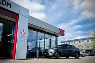 Toyota C-HR Toyota C-HR 1.2 Executive / CAMERA / TREKHAAK / CLIMA - afbeelding nr 4