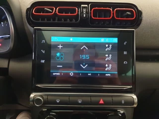 Citroën C3 Aircross Citroën C3 Aircross 1.2 PureTech S&S Live Trekhaak, Panoramadak, Cruise control - afbeelding nr 12