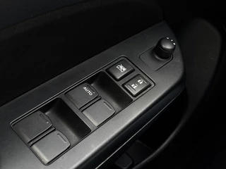 Suzuki Swift Suzuki Swift 1.2 Comfort EASSS | Airco | Vier nieuwe banden ! | Dealer Onderh - afbeelding nr 17