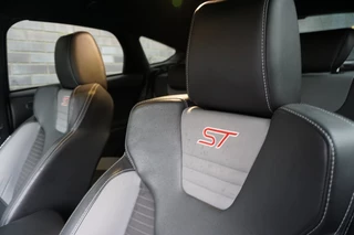 Ford Focus Ford Focus 2.0 ECOB. ST-3 - 250PK - NW. CILINDERKOP - APK 03-01-2026 - afbeelding nr 20