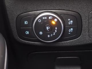 Ford Focus Ford Focus Wagon 1.0 EcoBoost Trend Edition Business AIRCO / NAVI / PDC / BLUETOOTH / CRUISE / CARPLAY / NL-AUTO - afbeelding nr 36