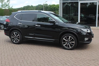 Nissan X-Trail Nissan X-Trail 1.3 DIG-T Tekna 7p. / Trekhaak / Panoramadak / 360Camera / Leder / 19'' / Keyless / Stuurverwarming / Bose / DAB / Stoelverwarming / Cruise Control - afbeelding nr 4