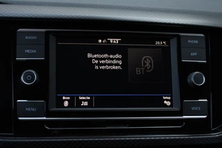 Volkswagen T-Cross Volkswagen T-Cross 1.0 TSI DSG Aut. LIFE PDC Voor en achter Apple Carplay - afbeelding nr 25